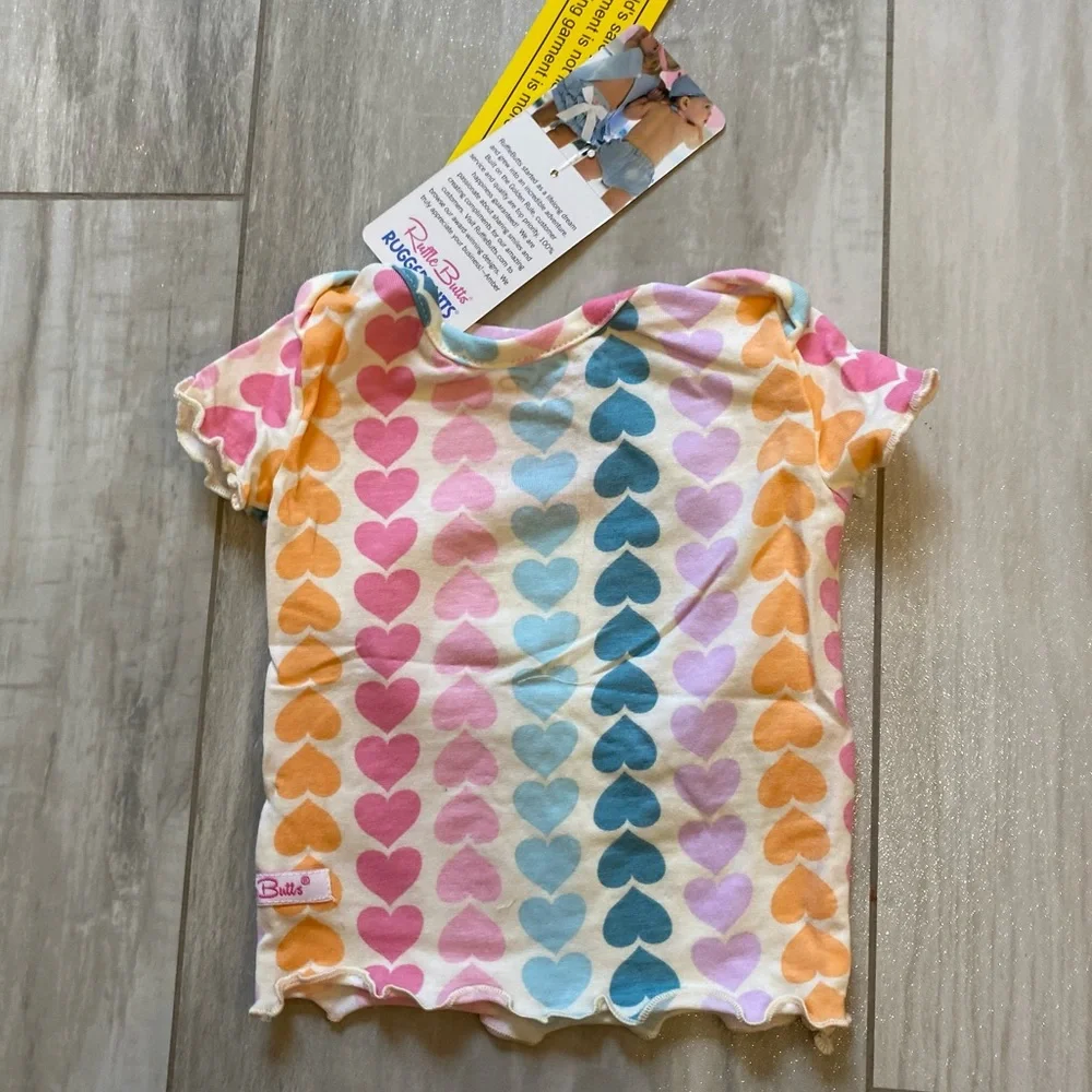 NWT RuffleButts Rainbow Heart Snuggly 2-Piece Ruffled Short Sleeve Pajamas, 0-3M